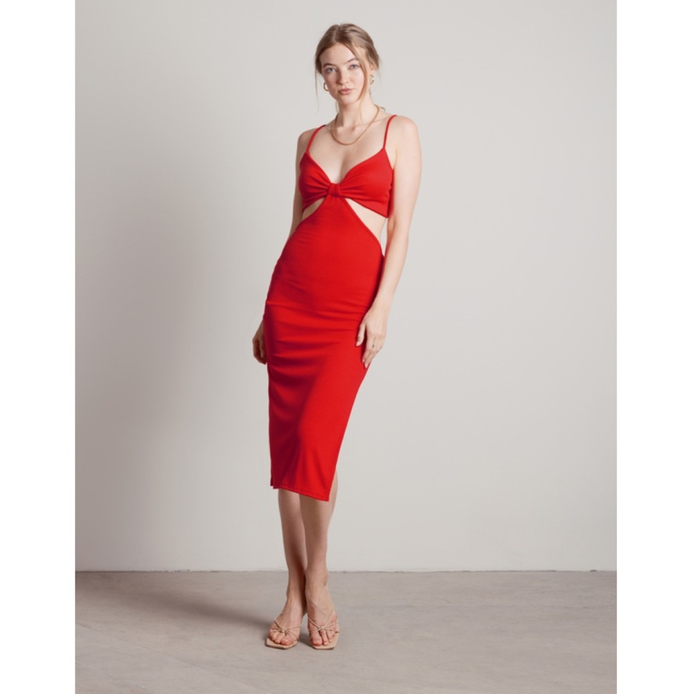 Size S | NWT Blue Blush cut out red midi dress
